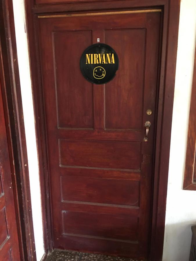 Pura Vida Hostel Тамариндо Экстерьер фото